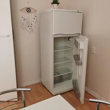 Διαμέρισμα Smilteles With Balcony, Self-check In, Free Parking *