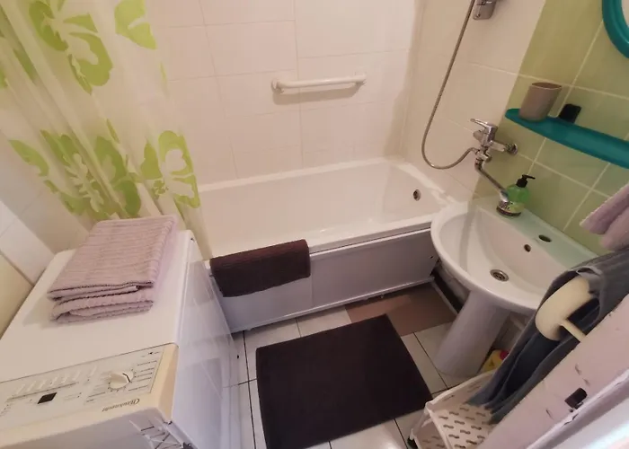 아파트 Smilteles With Balcony, Self-check In, Free Parking